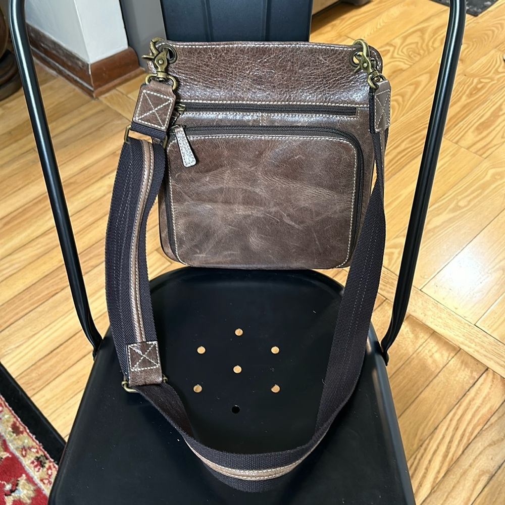 Conceal carry cross body